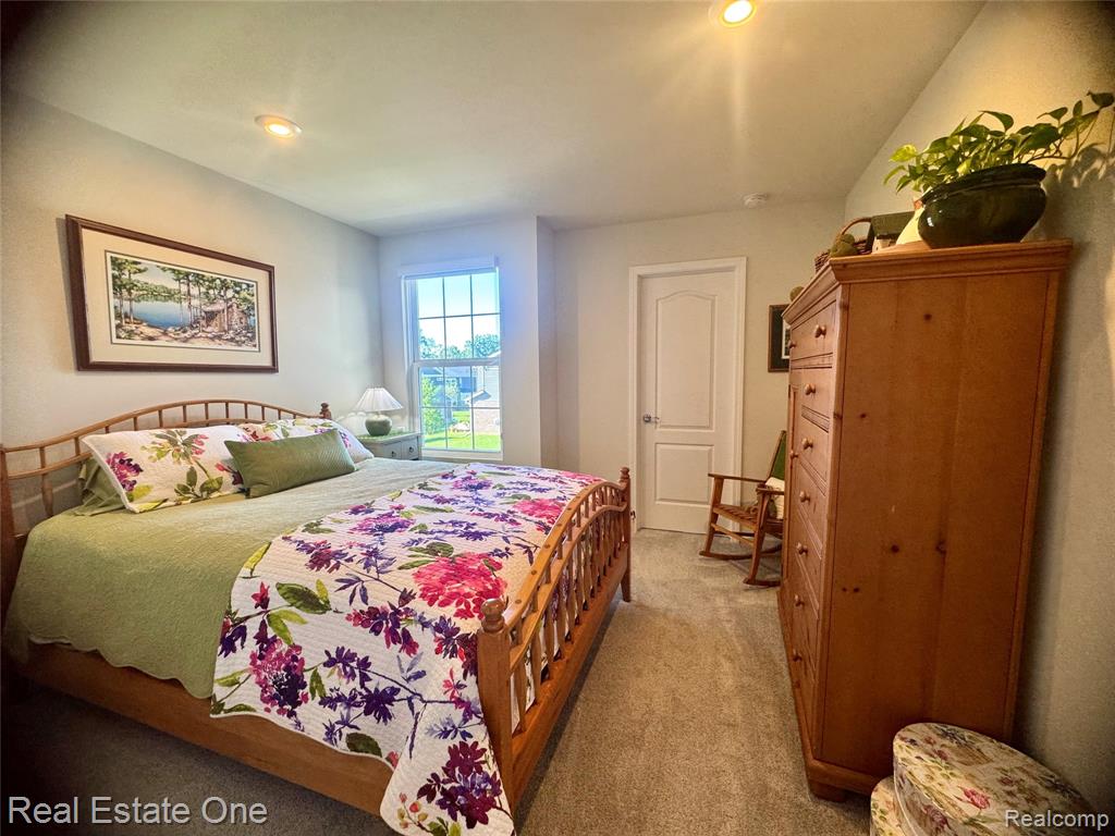 297 Strawberry Drive Property Photo 18