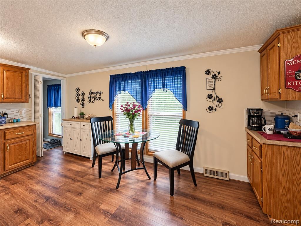 30007 Meadow Property Photo 11