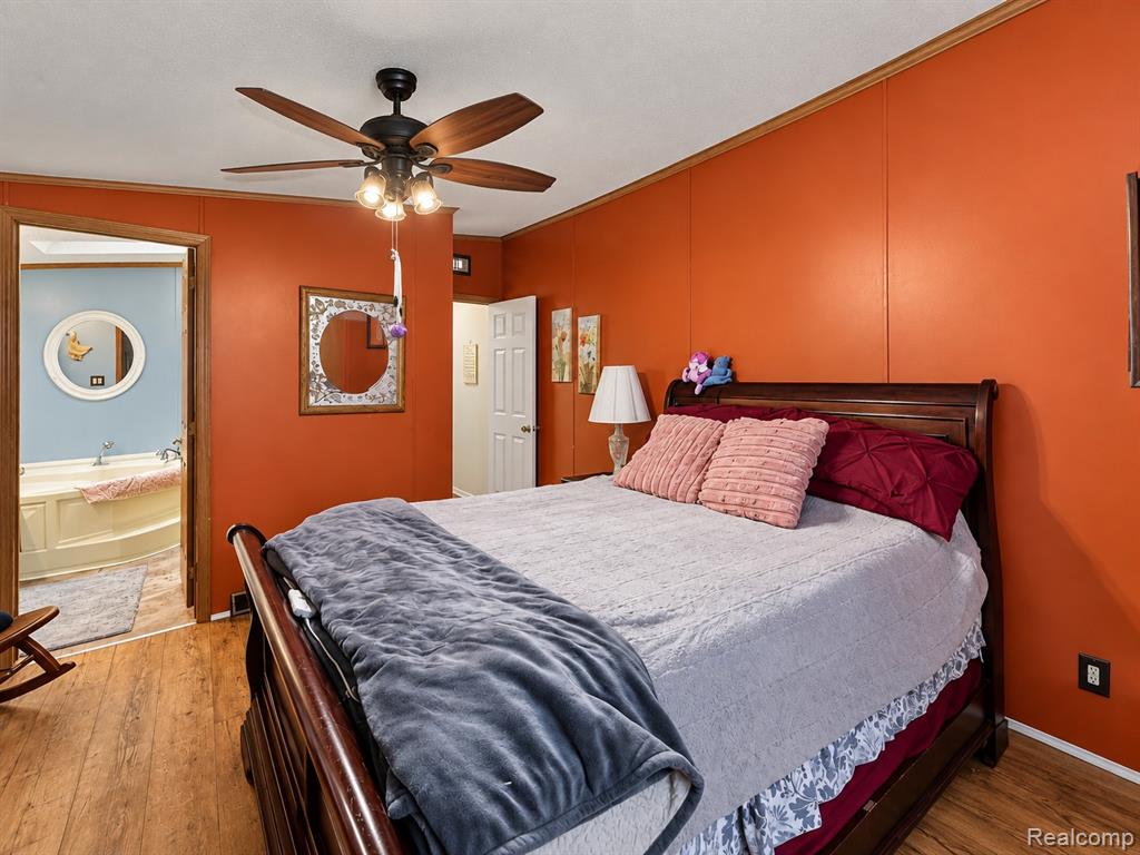 30007 Meadow Property Photo 16