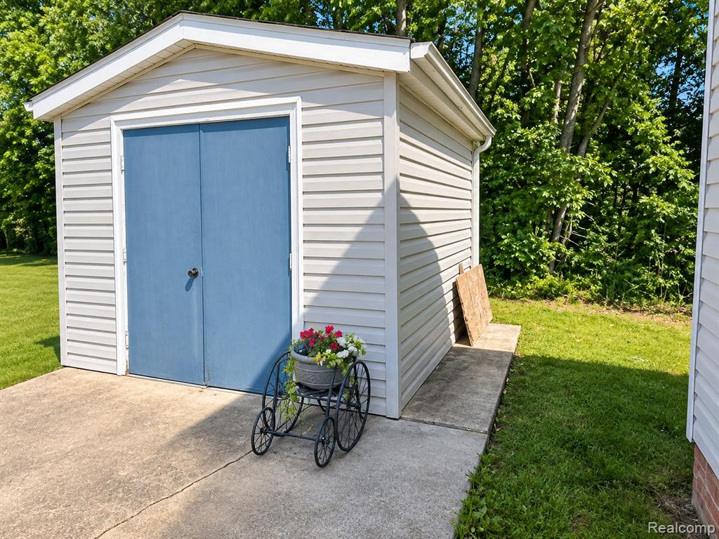 30007 Meadow Property Photo 25