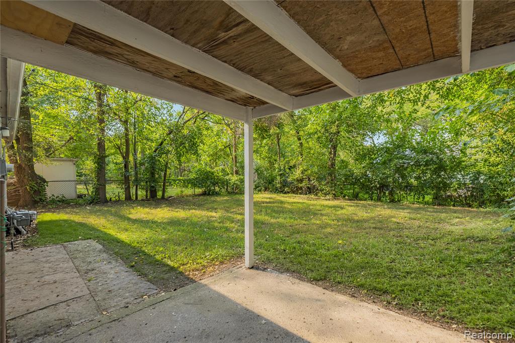 10720 Albany Street Property Photo 25