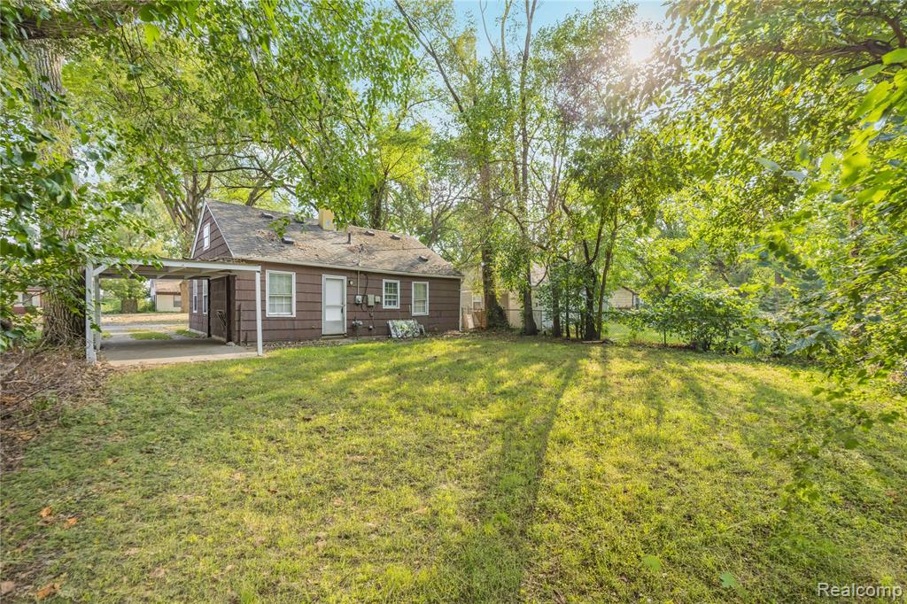 10720 Albany Street Property Photo 26