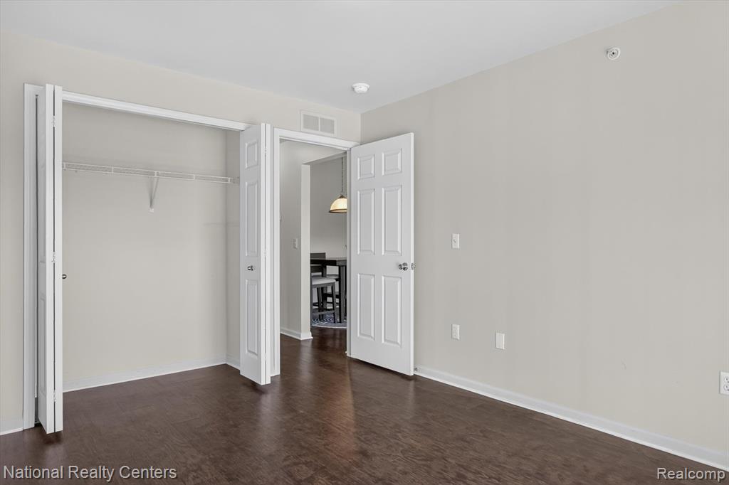 28190 Oakmonte Circle Property Photo 17