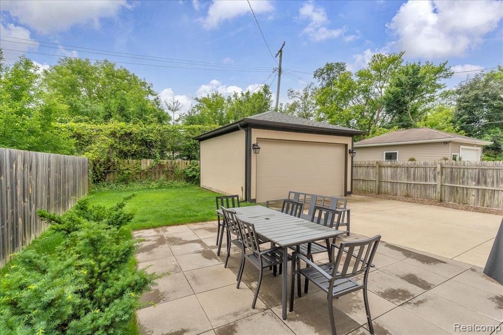 1520 Bennaville Avenue Property Photo 36