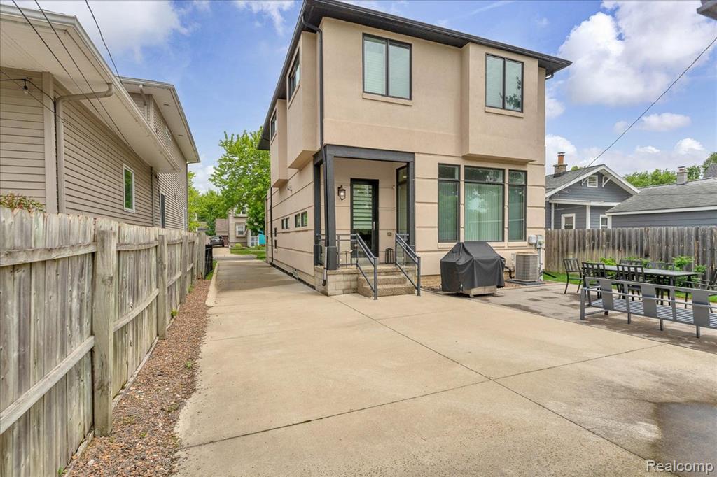1520 Bennaville Avenue Property Photo 37