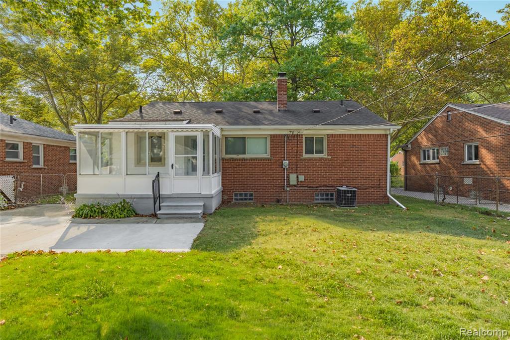 24200 Westhampton Street Property Photo 49