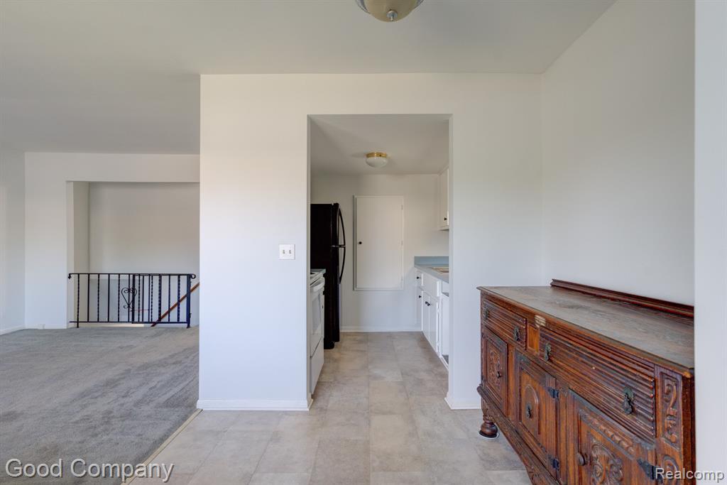 25219 Potomac Drive Property Photo 8