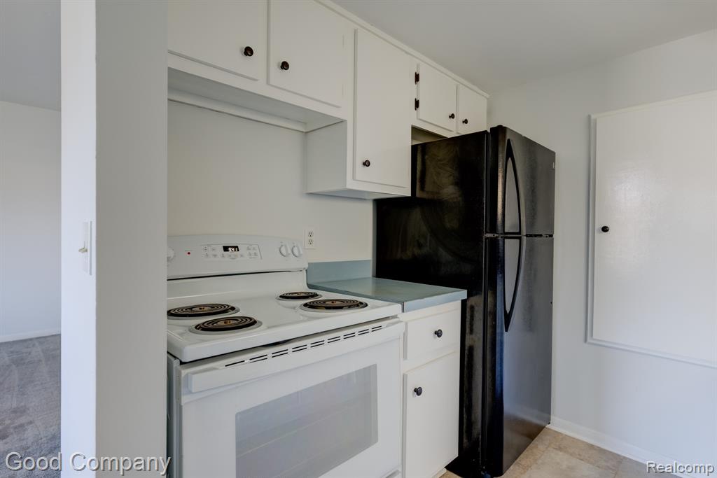 25219 Potomac Drive Property Photo 10