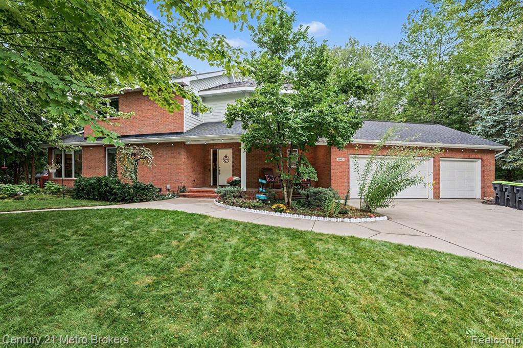 6003 Evergreen Street Property Photo 1