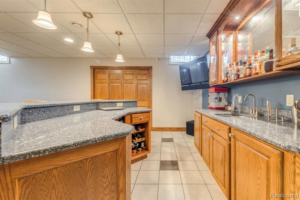 8371 Section Line Road Property Photo 13