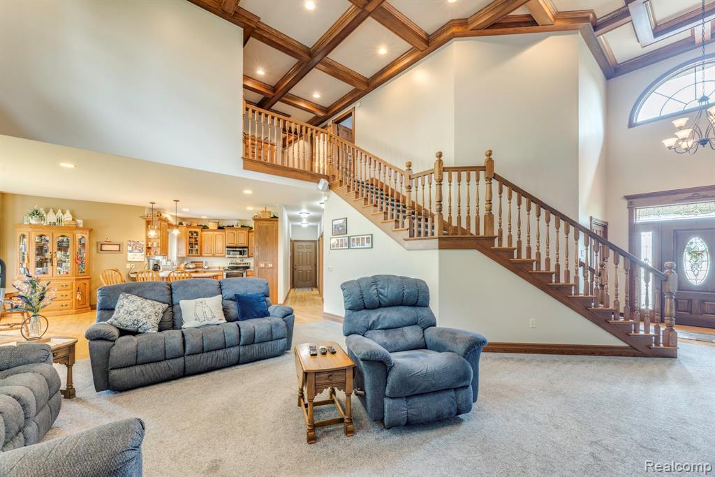 8371 Section Line Road Property Photo 17