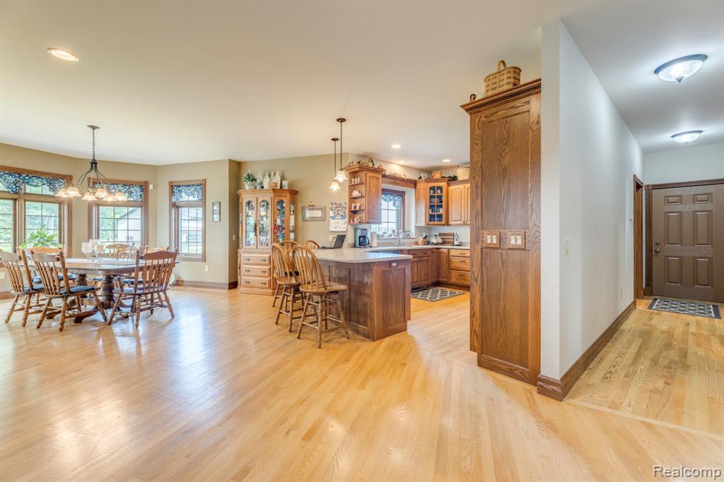 8371 Section Line Road Property Photo 19