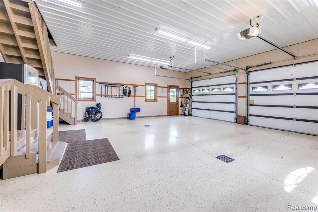 8371 Section Line Road Property Photo 24