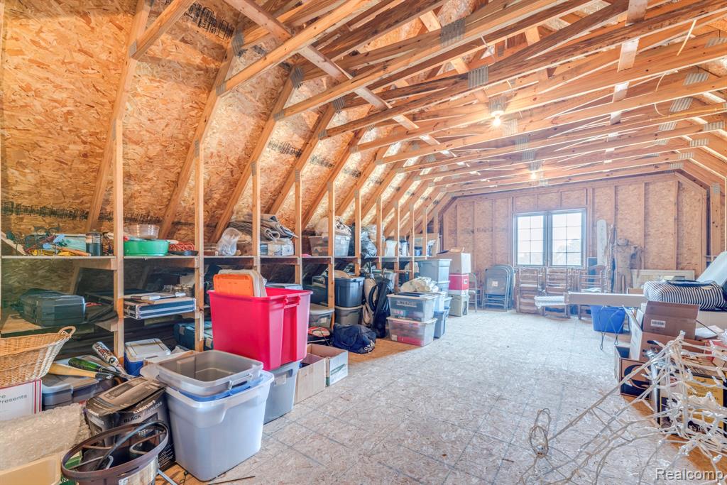 8371 Section Line Road Property Photo 25