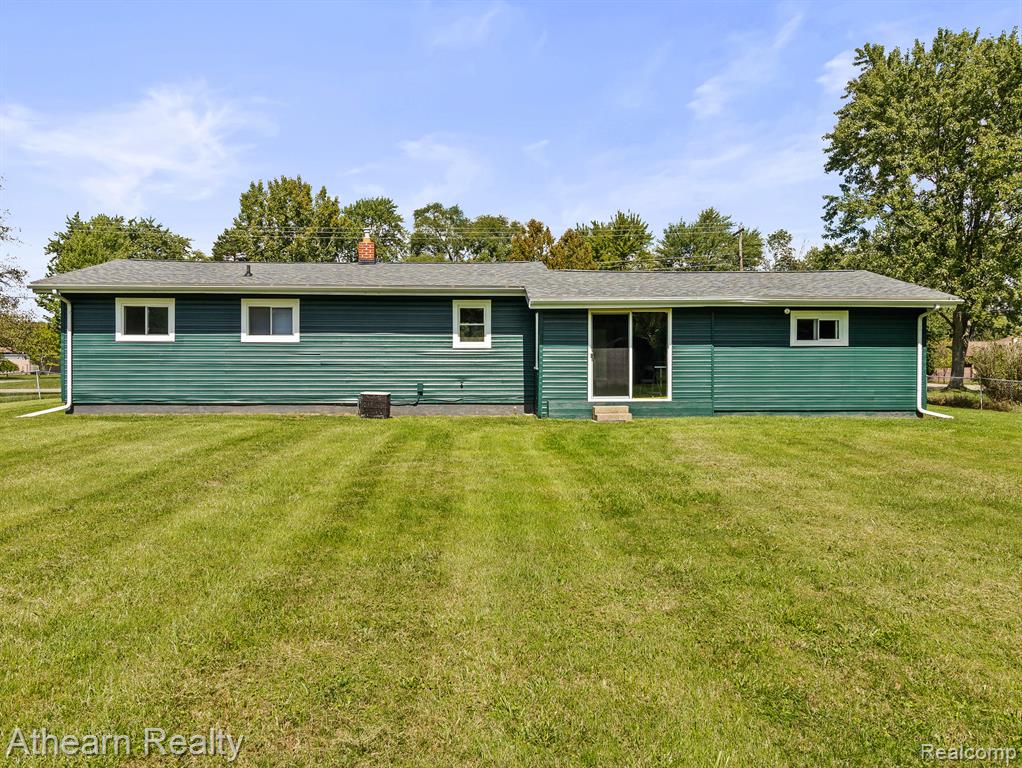 6146 Sun Valley Drive Property Photo 8