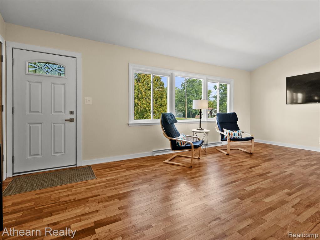 6146 Sun Valley Drive Property Photo 9