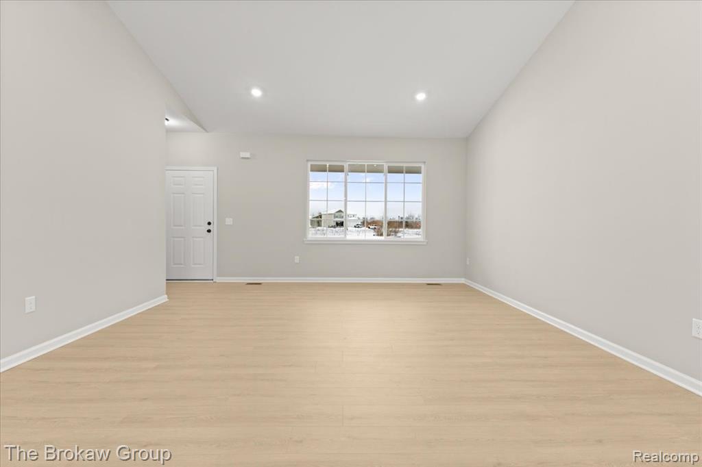 1435 Lincoln Street Property Photo 9