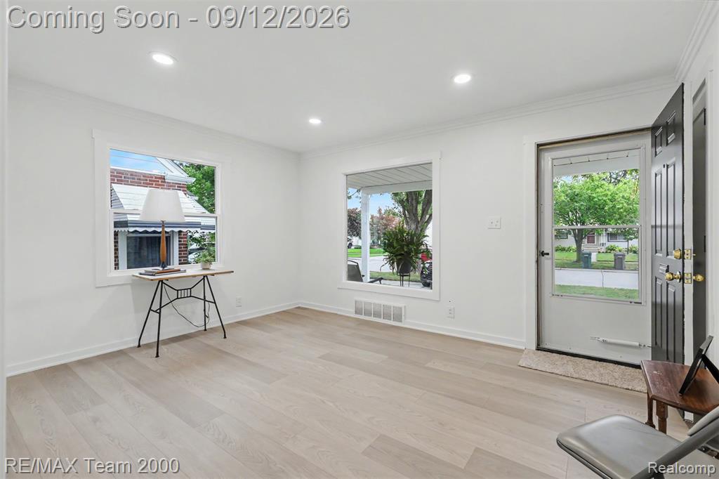 3446 Dudley Street Property Photo 5