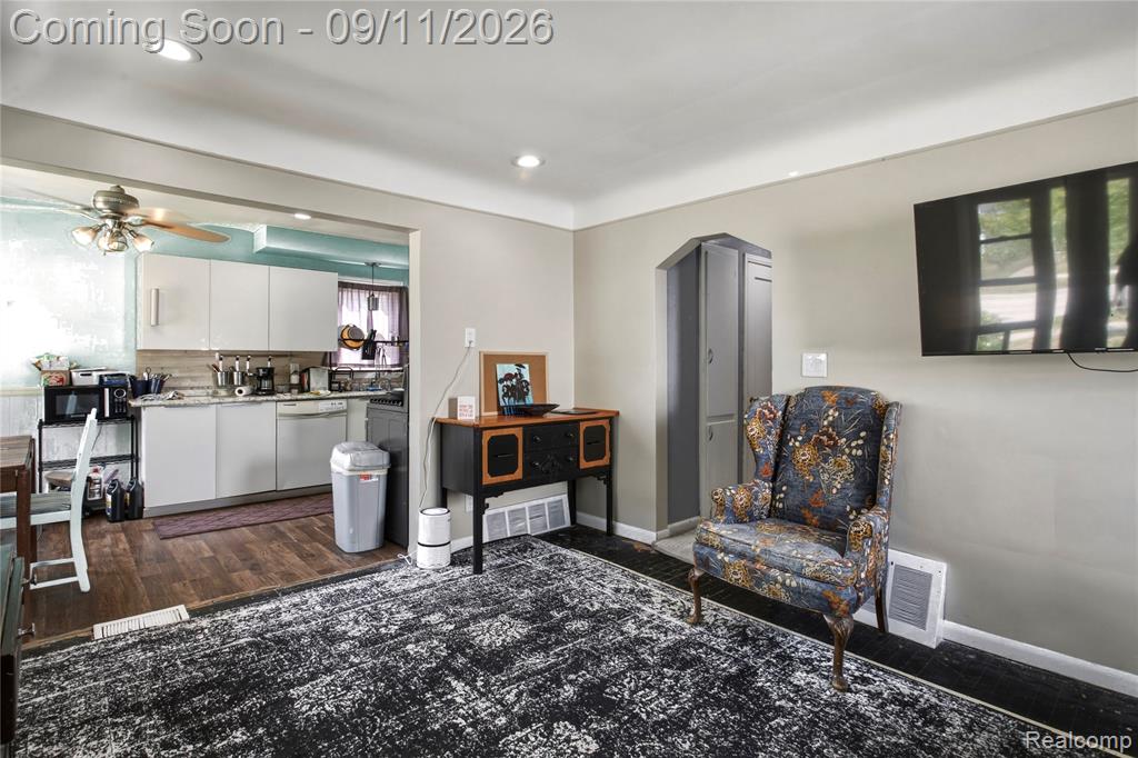 5108 Mildred Street Property Photo 8