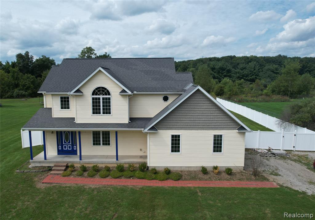 3068 W Cook Road Property Photo 1