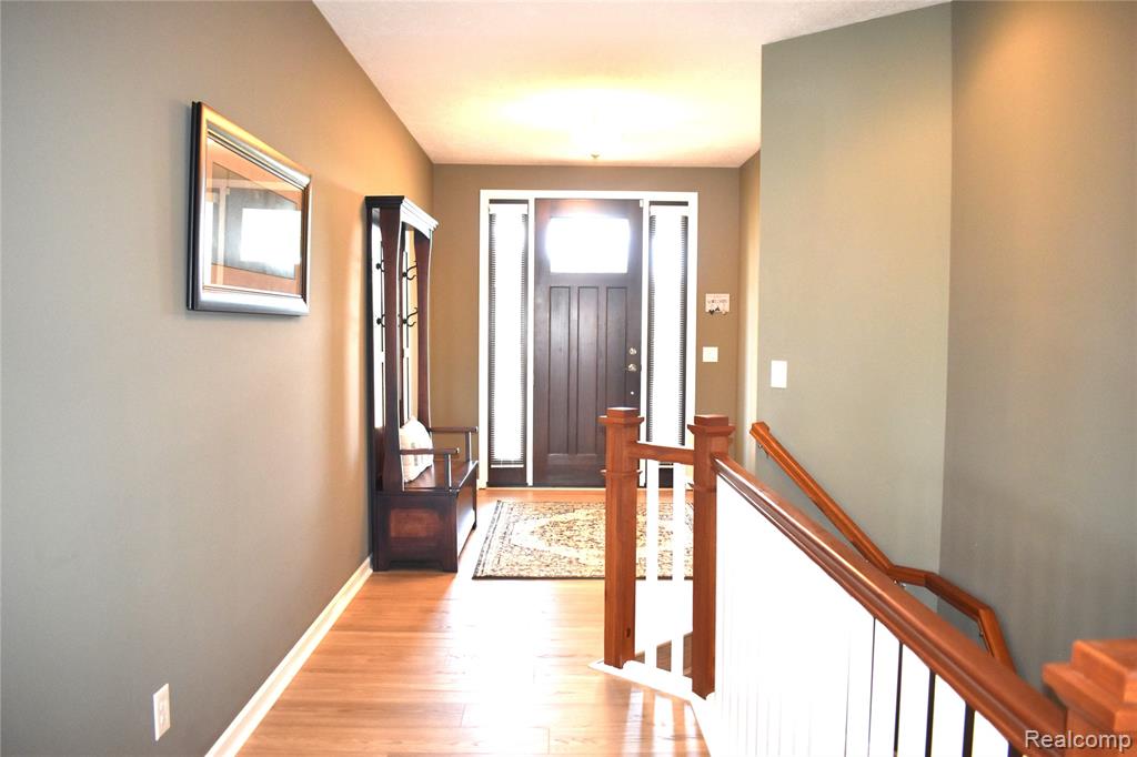 1281 Cambridge Circle Property Photo 13