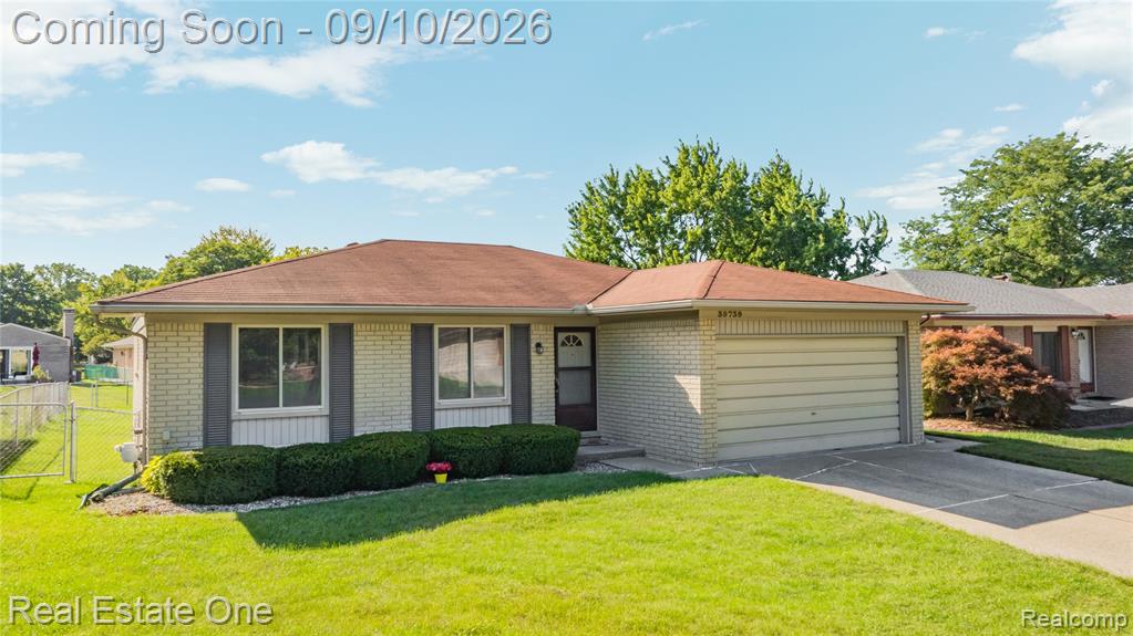39739 Dorian Drive Property Photo 1