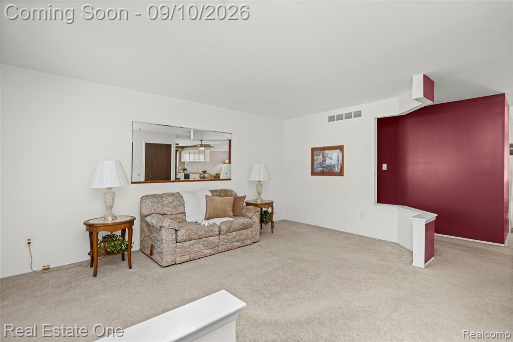 39739 Dorian Drive Property Photo 8