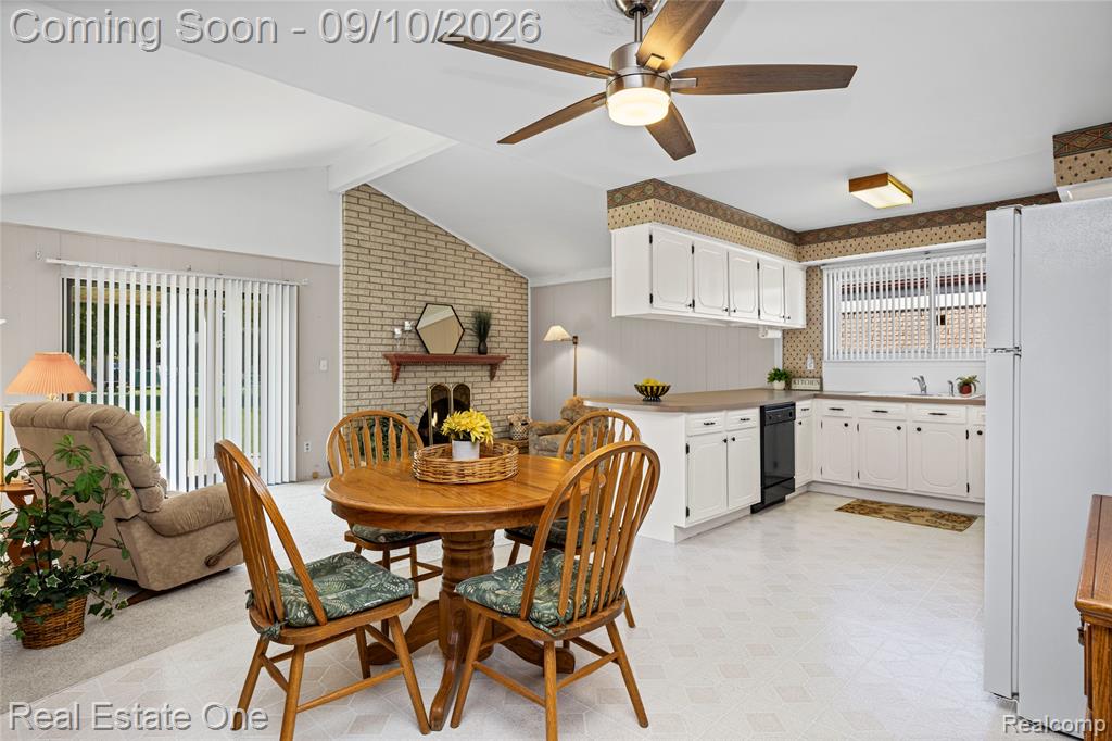39739 Dorian Drive Property Photo 15