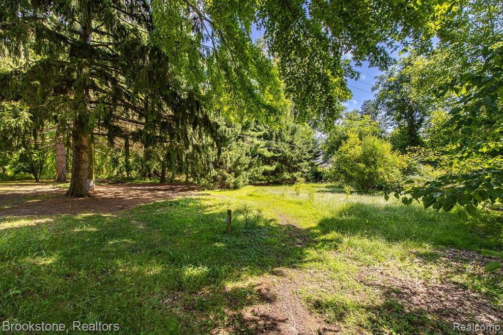 00 Allen Road Property Photo 2