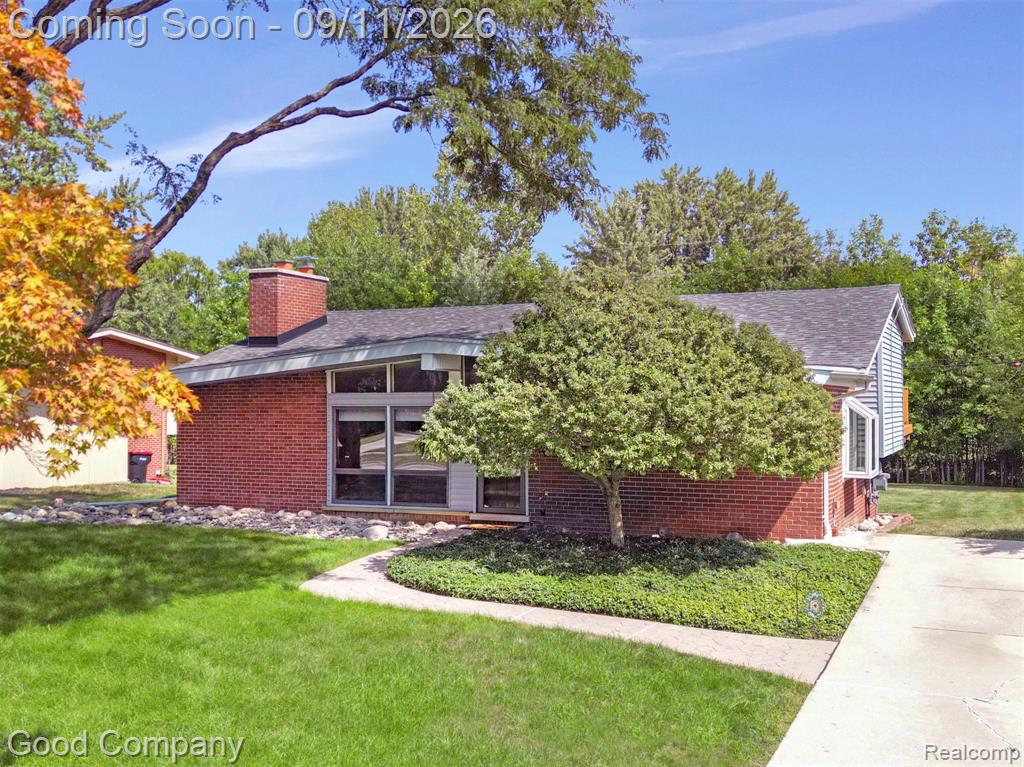 29634 Westbrook Parkway Property Photo 1