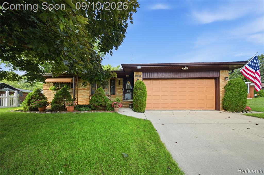 5607 Moceri Lane Property Photo 1