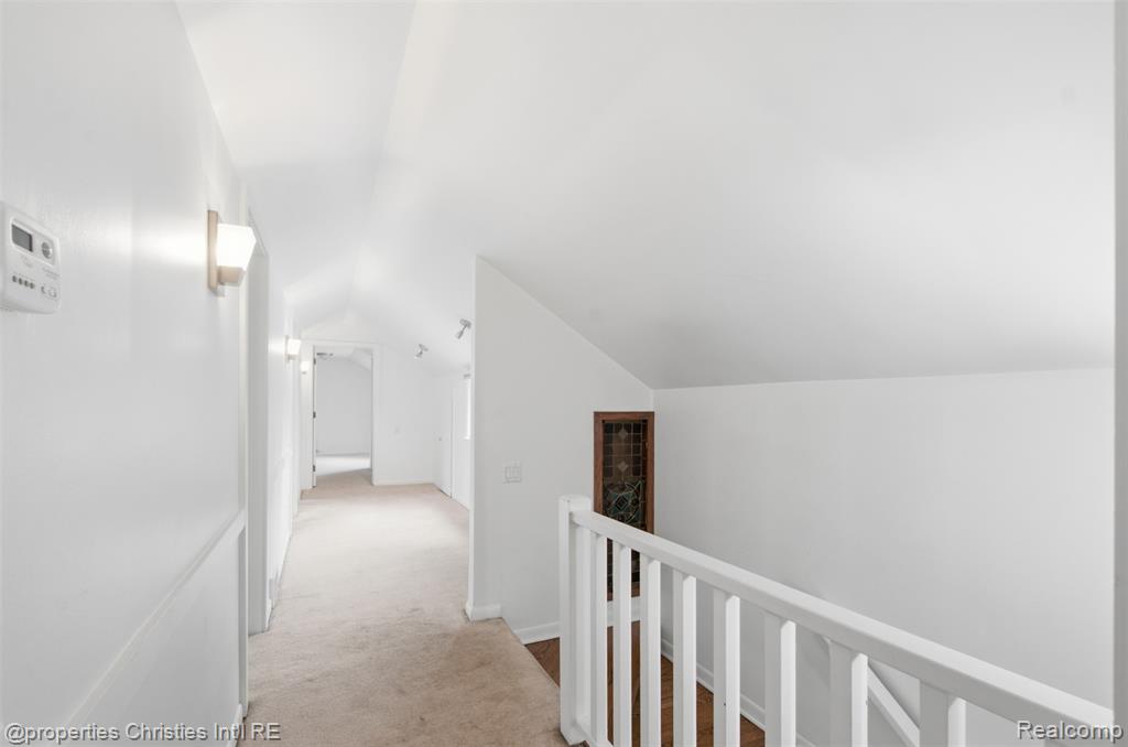 25310 Canterbury Road Property Photo 29