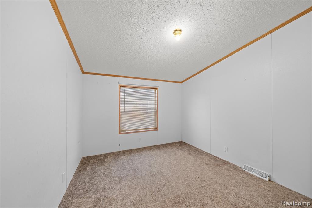 885 Tanner Landing Property Photo 19
