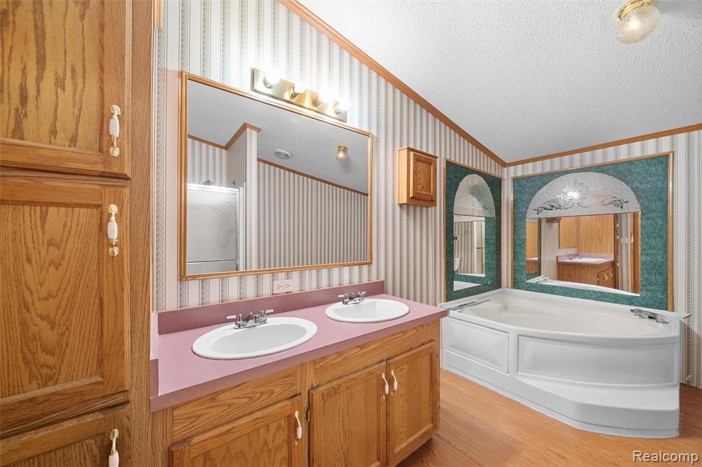885 Tanner Landing Property Photo 22