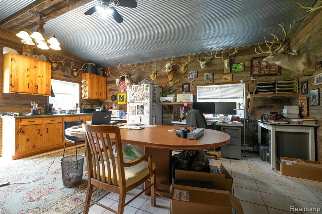 3900 W Park Road Property Photo 24
