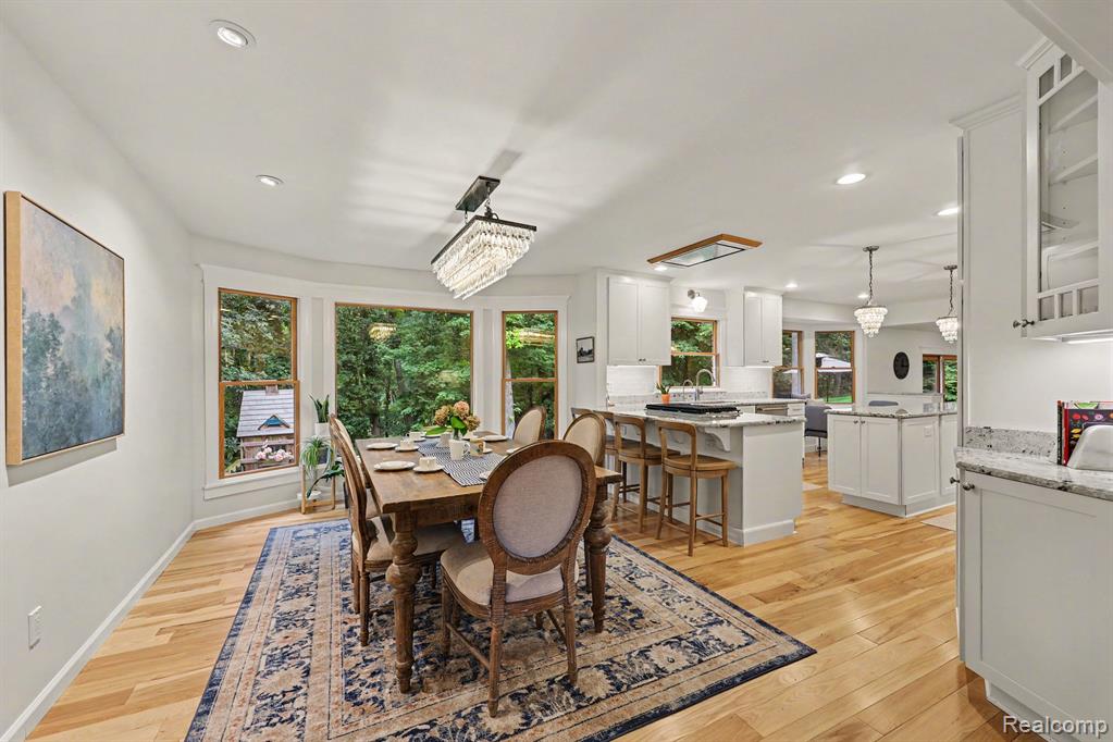 8265 Deerwood Road Property Photo 11