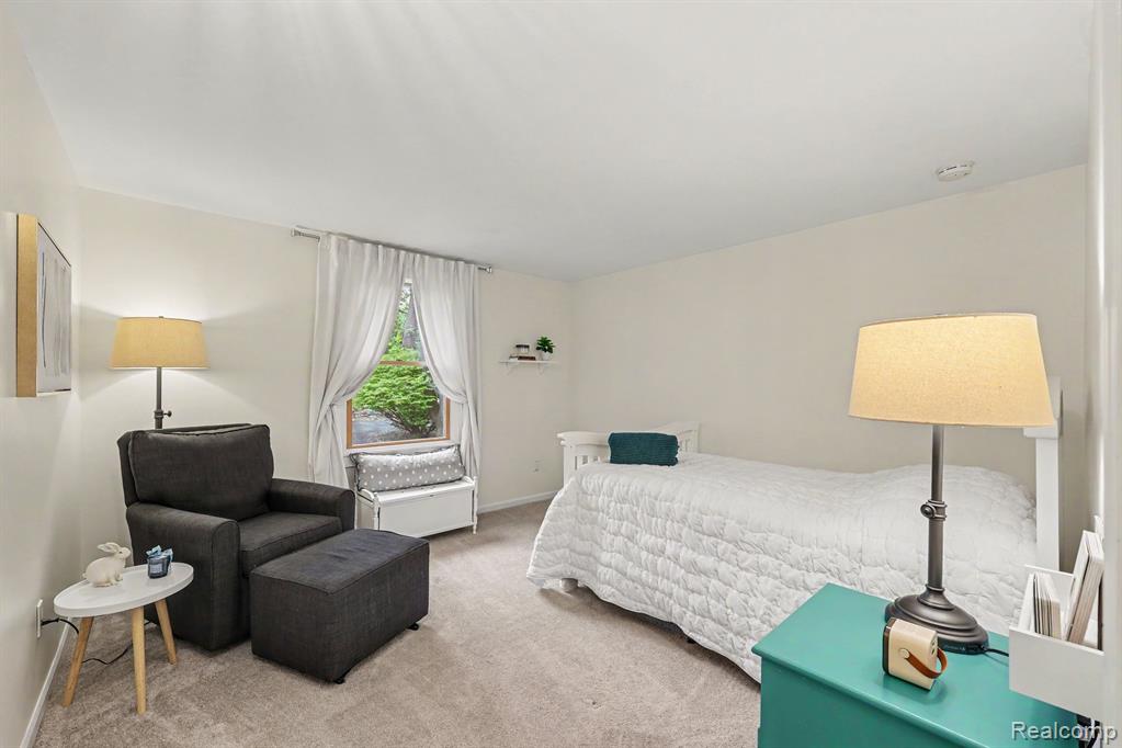 8265 Deerwood Road Property Photo 36