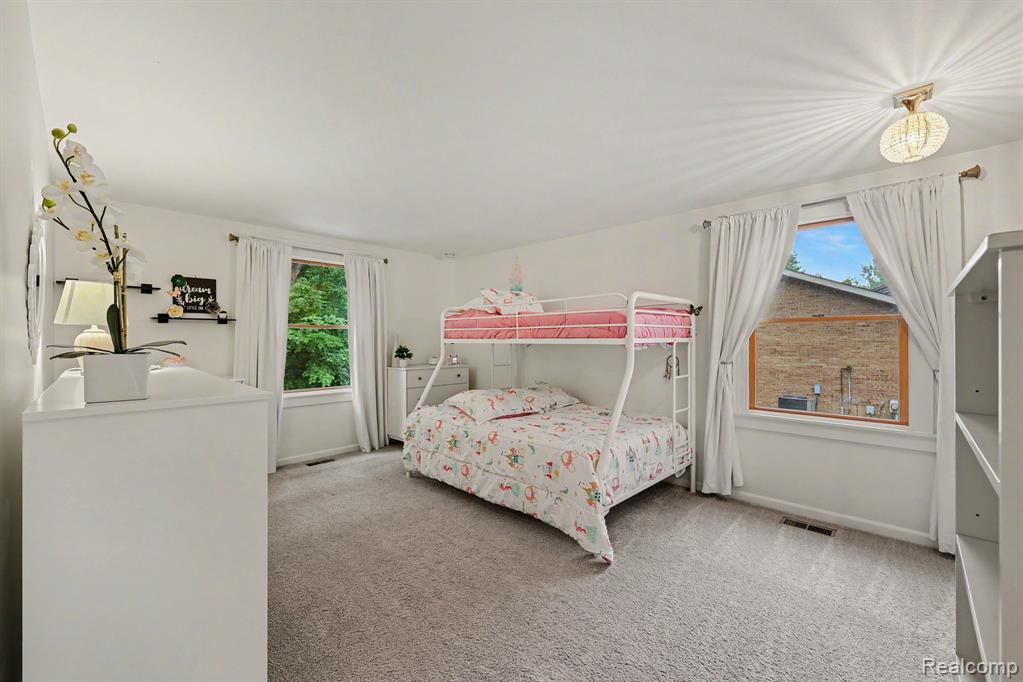 8265 Deerwood Road Property Photo 37