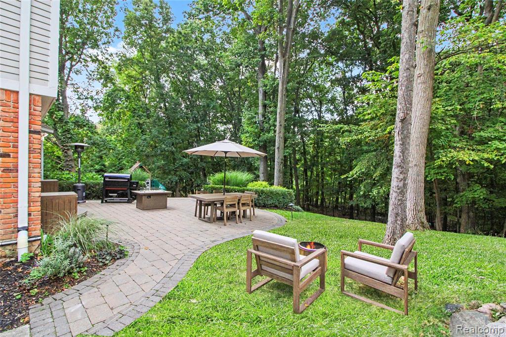 8265 Deerwood Road Property Photo 40