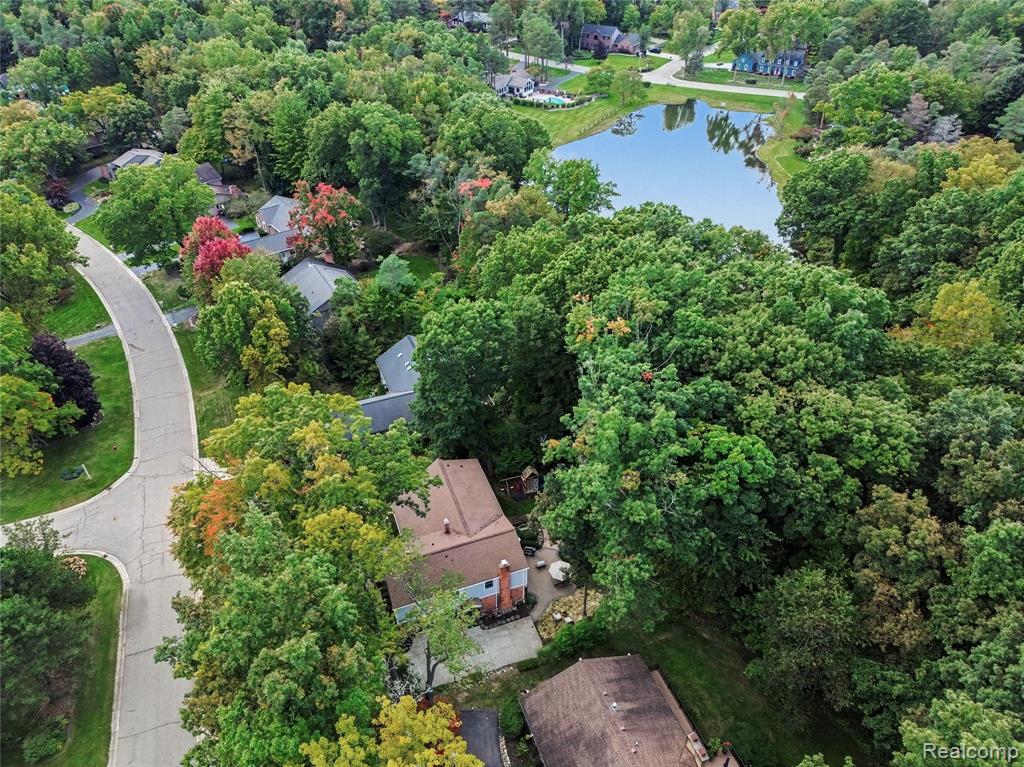8265 Deerwood Road Property Photo 46