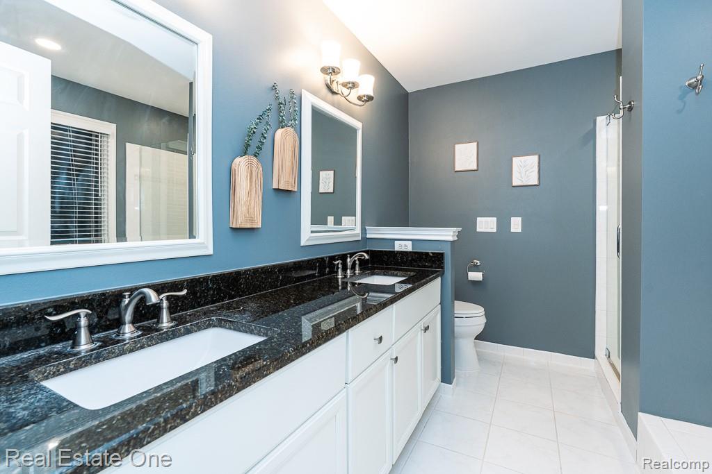 582 Bloomer Ridge Drive Property Photo 35