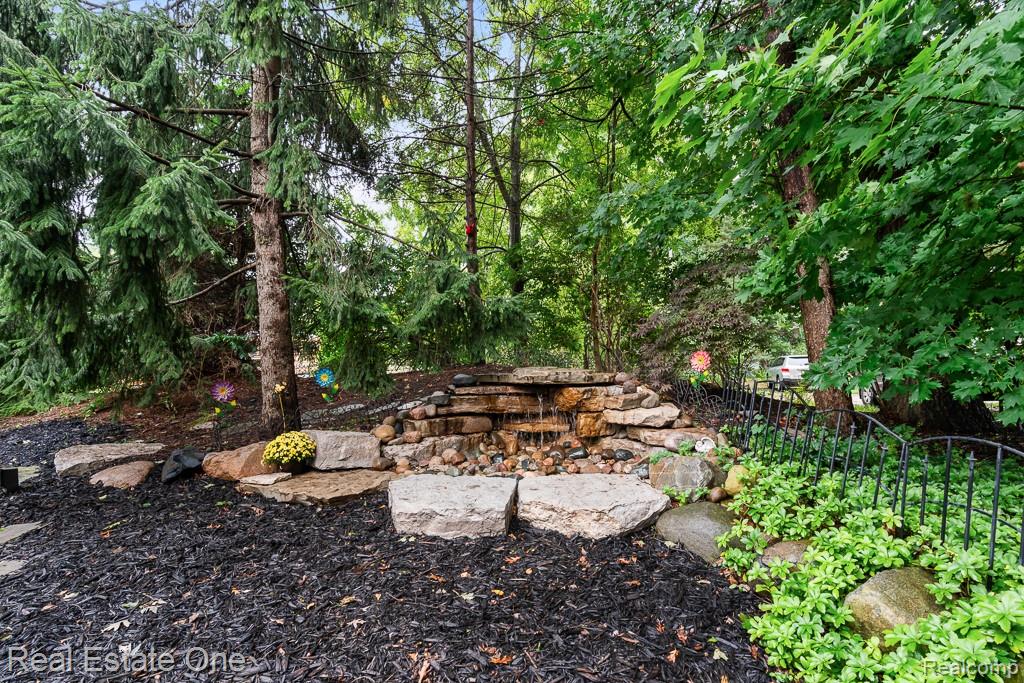 582 Bloomer Ridge Drive Property Photo 59