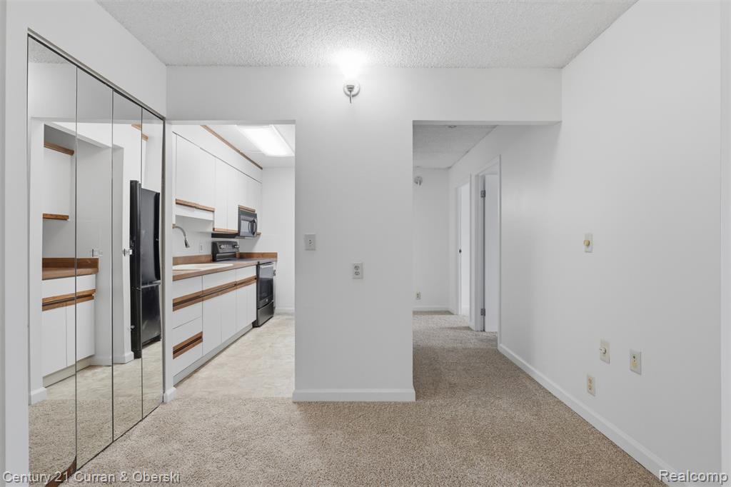 21800 Morley Avenue Property Photo 11