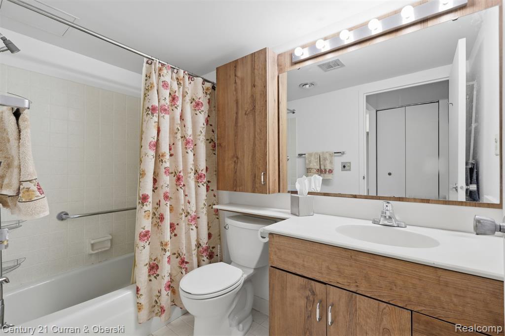 21800 Morley Avenue Property Photo 17