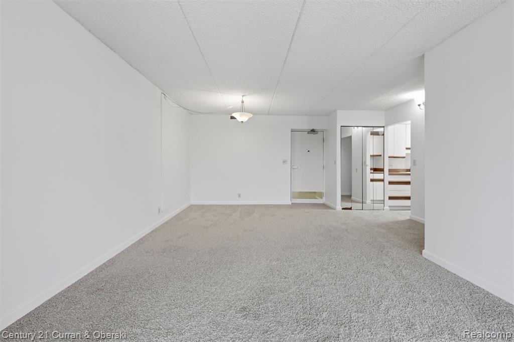 21800 Morley Avenue Property Photo 24