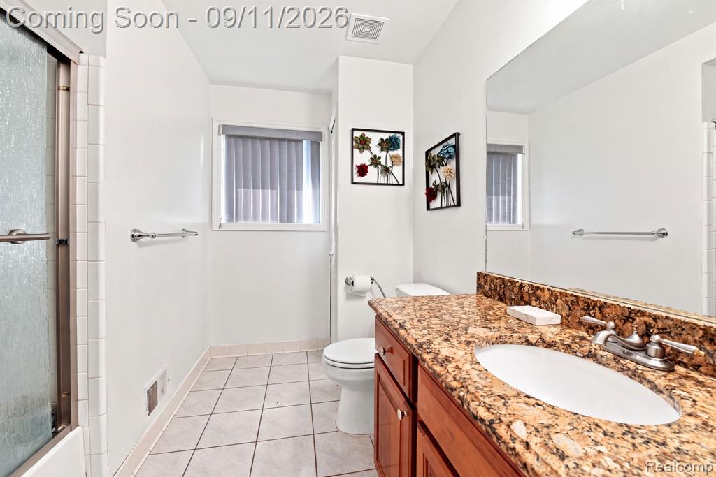 18779 Sandhurst Drive Property Photo 25