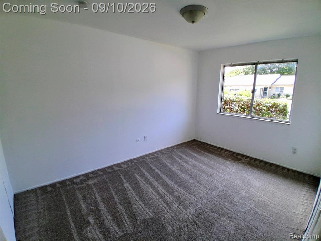 26583 Franklin Pointe Drive Property Photo 10