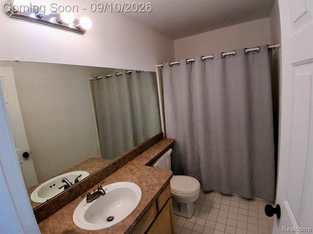 26583 Franklin Pointe Drive Property Photo 11