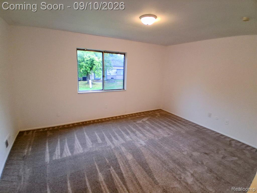 26583 Franklin Pointe Drive Property Photo 14