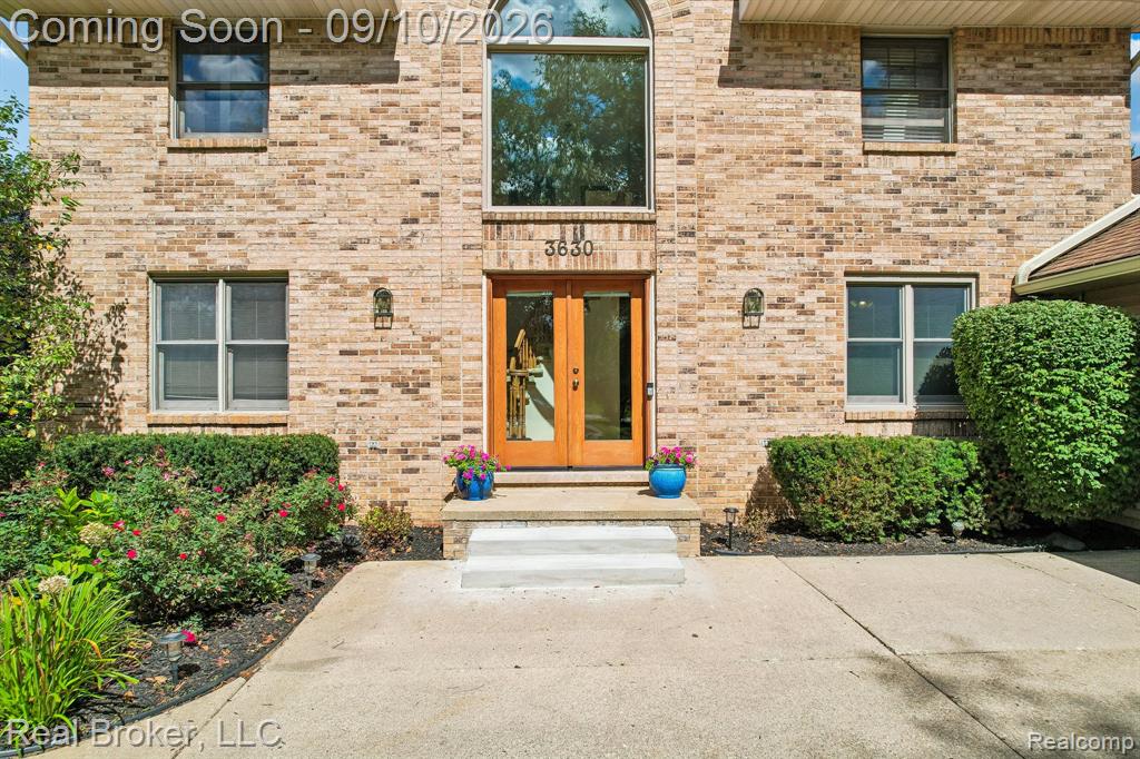 3630 Car Drive Property Photo 2